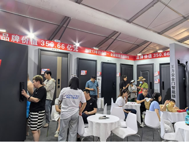 王力门业 | 惊爆！天津家博会，李年昌3天狂揽80单的营销秘籍大揭秘
