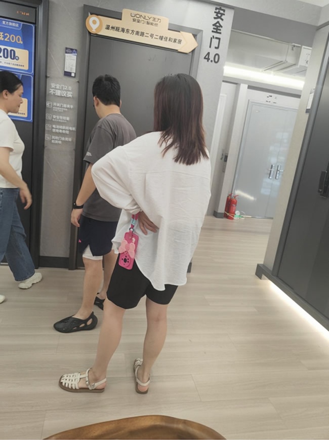 王力门业