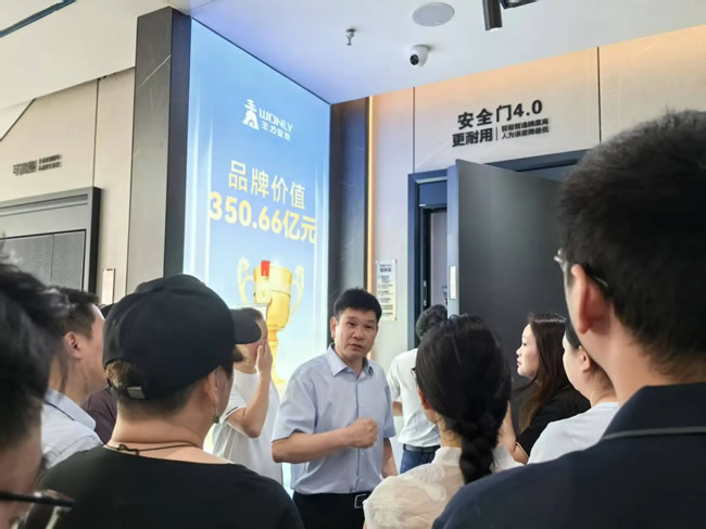 王力门业 | 7天7省，辗转3700多公里，只为倾听用户声音
